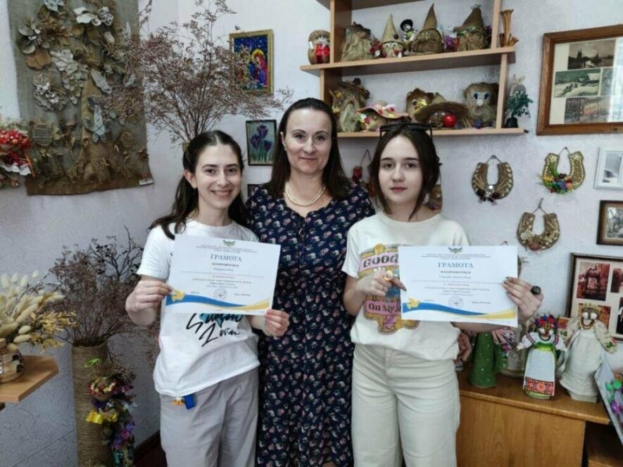 На обласному конкурсі «Чарівні барви Сумщини» конотопчани вибороли нагороди 