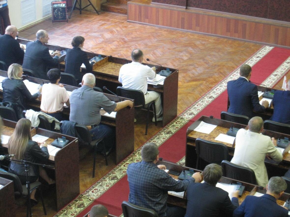 Сенсація: Конотопські депутати почали працювати?, фото-1 Сенсація: Конотопські депутати почали працювати?, фото-1