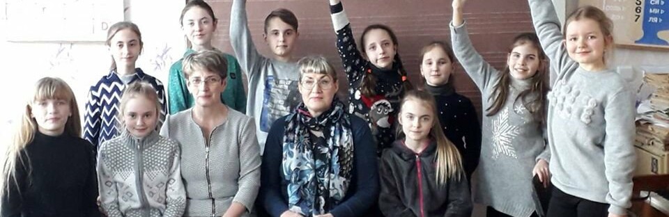 Для учнів Конотопської музичної школи влаштувала майстер-клас викла... Для учнів Конотопської музичної школи влаштувала майстер-клас викладач із Шостки , Иванова Аня