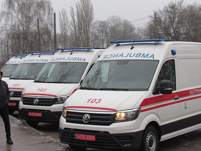 На Сумщині бригади «екстреної допомоги» отримали 24 нових спеціаліз... На Сумщині бригади «екстреної допомоги» отримали 24 нових спеціалізованих автомобіля, Анатолій Кияшко
